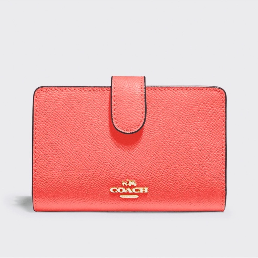 Coach Medium Coach Zip Wallet-Coral